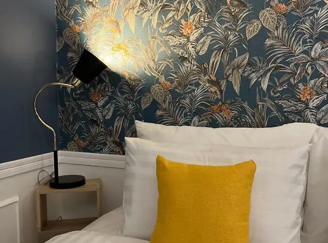 Cozy Chic Silom Townhouse Studio 1-3 Bangkok